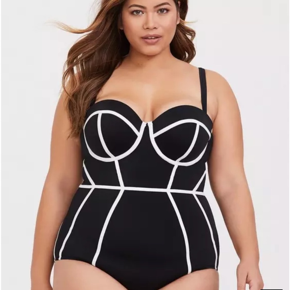 Torrid Black and White One Piece Swimwear with Retro Design